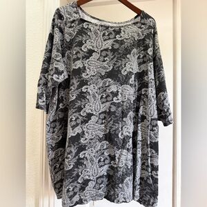 Roaman's Black & White Paisley Tunic Top